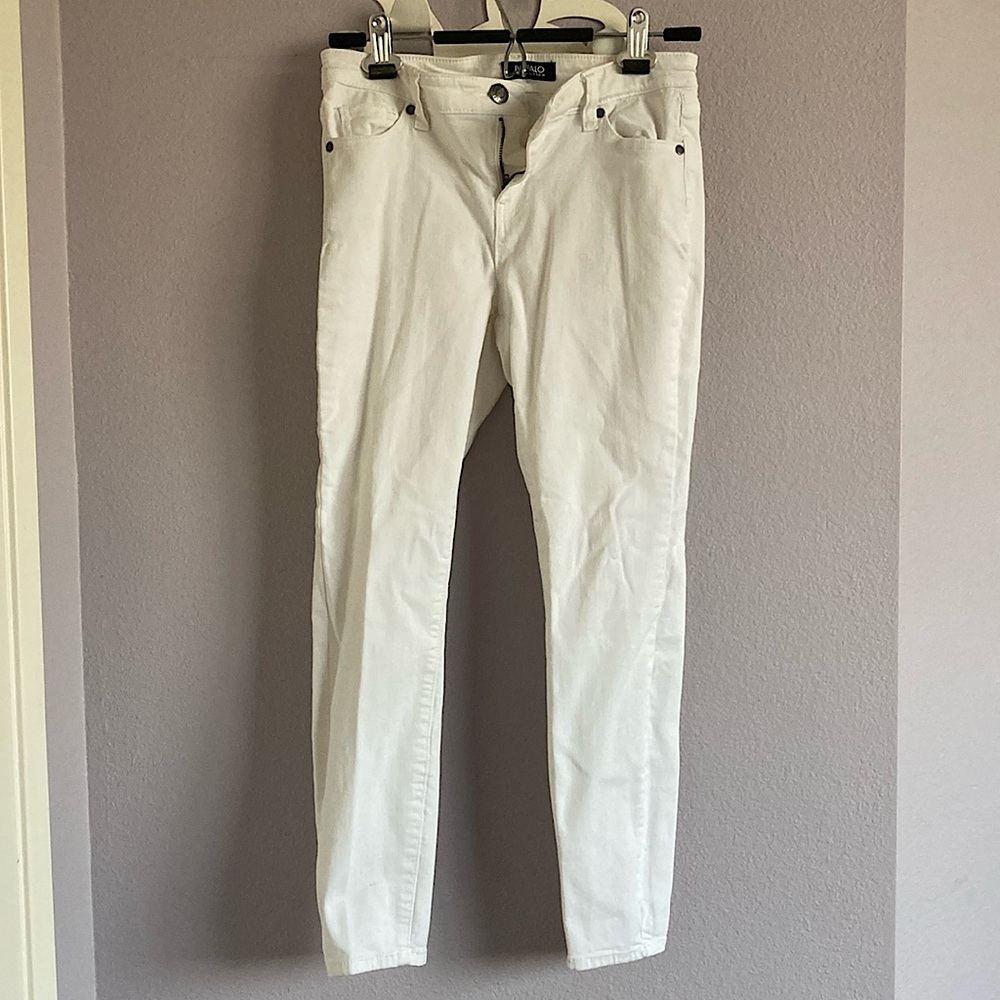 Buffalo David Bitton Mid-Rise Super Soft Capri